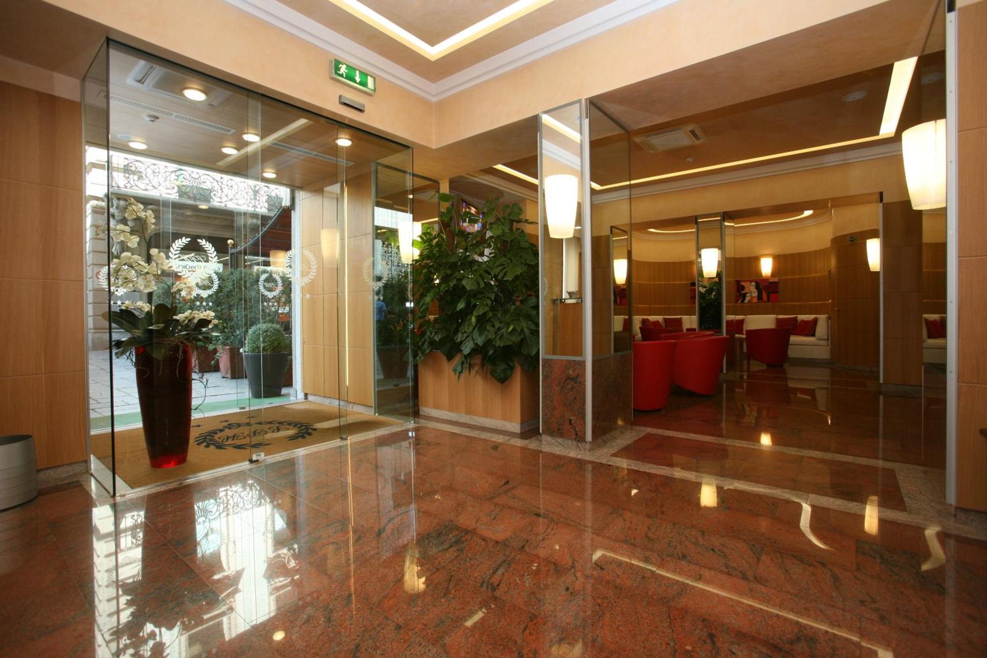 Le Petit Hotel Turin Exterior photo