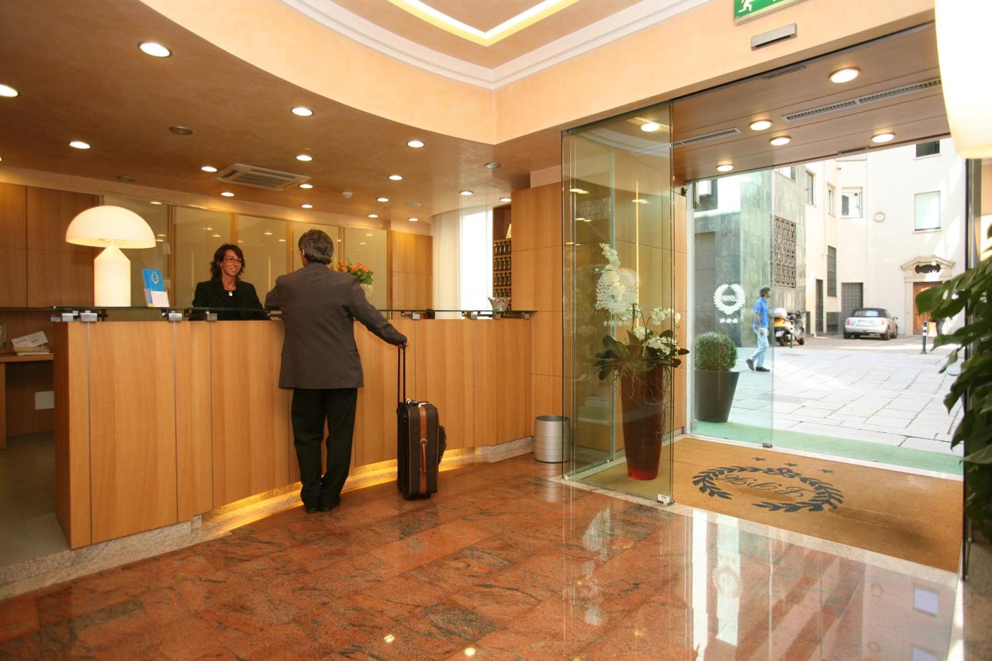 Le Petit Hotel Turin Exterior photo