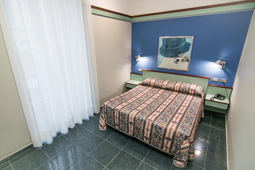 Le Petit Hotel Turin Exterior photo