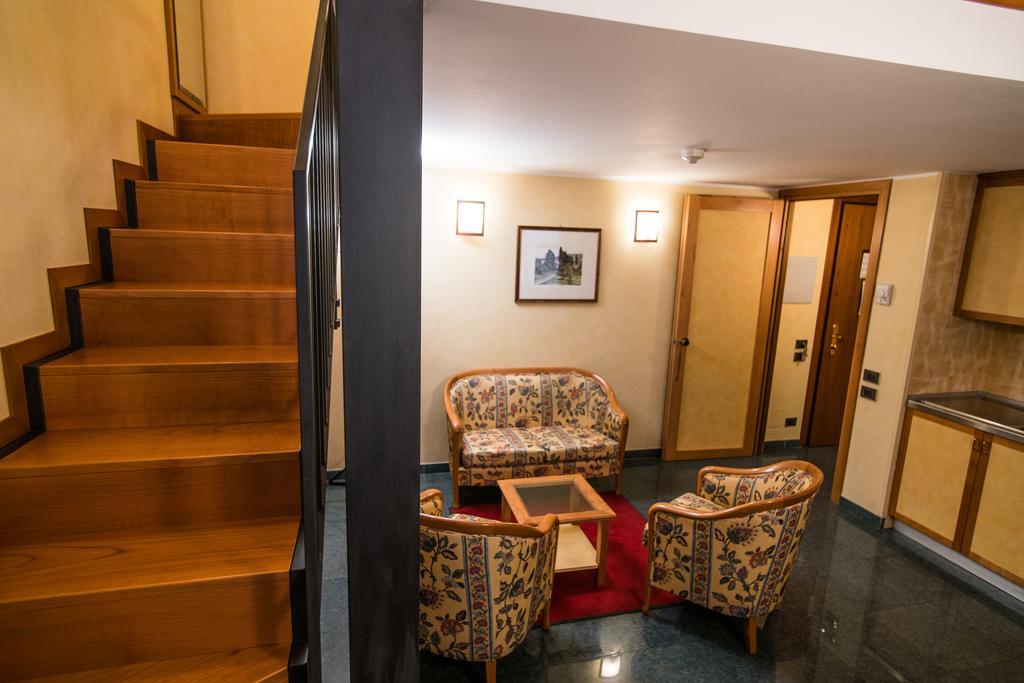 Le Petit Hotel Turin Exterior photo